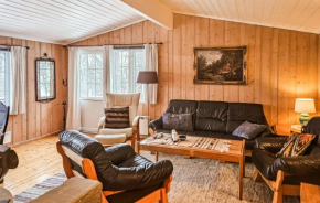 3 Bedroom Stunning Home In Uvdal